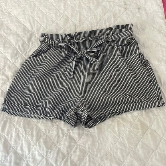 Striped shorts XL blue and white - Picture 1 of 8